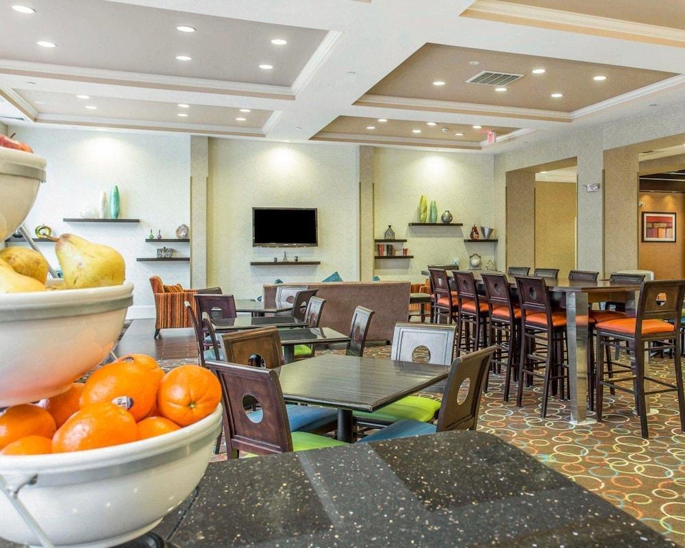 Comfort Suites Florence I-95 エクステリア 写真