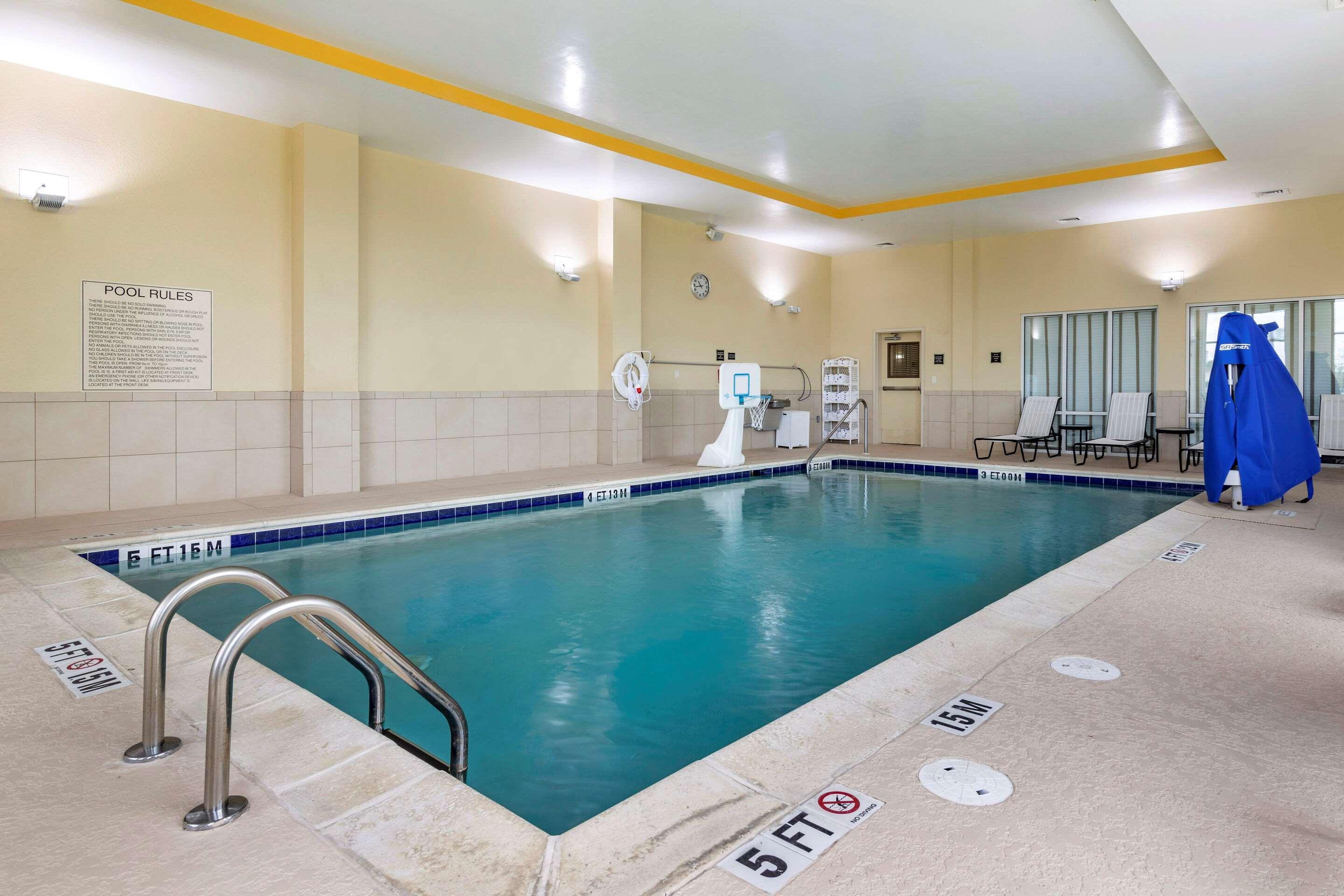 Comfort Suites Florence I-95 エクステリア 写真