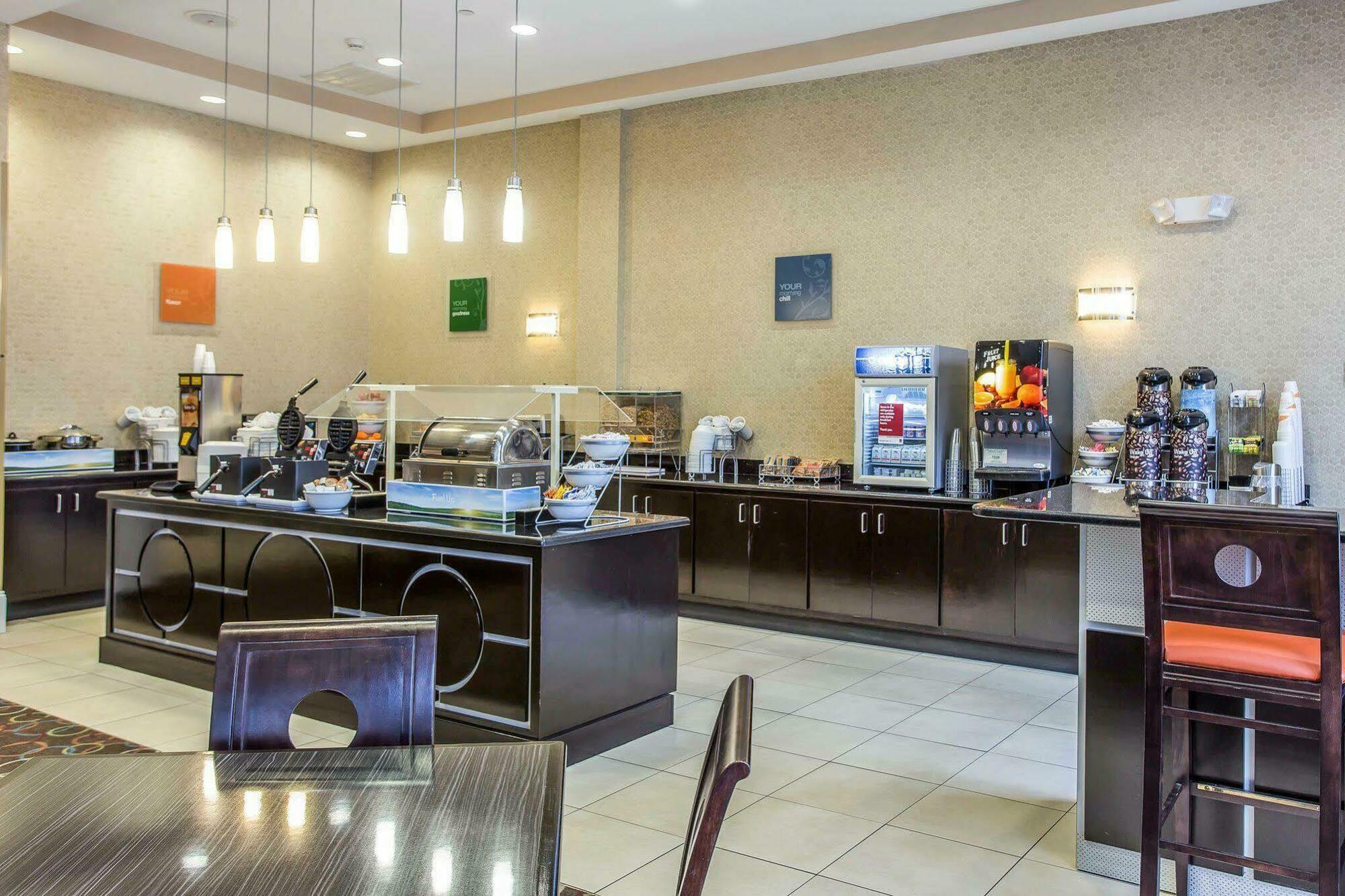 Comfort Suites Florence I-95 エクステリア 写真